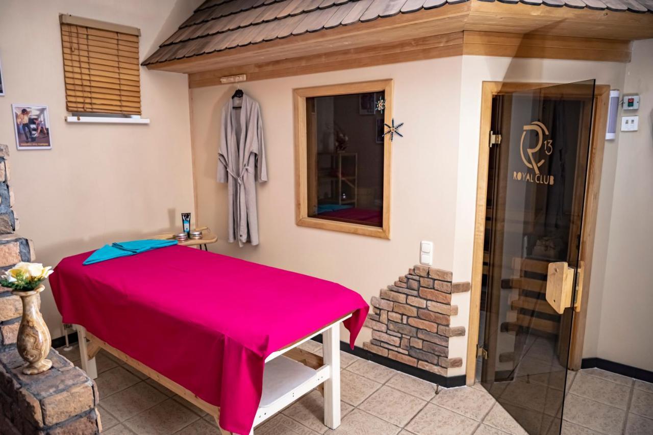 Villa Royal Club 13 Jurmala Ngoại thất bức ảnh