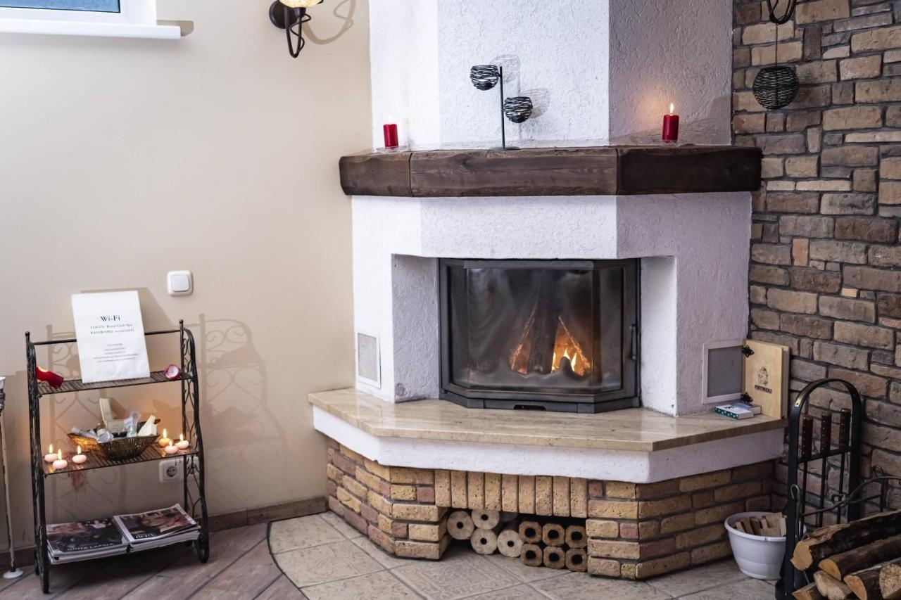 Villa Royal Club 13 Jurmala Ngoại thất bức ảnh
